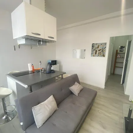 Laviva 1er Apartman Calais