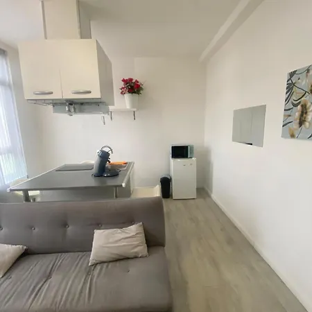 Laviva 1er Apartman *