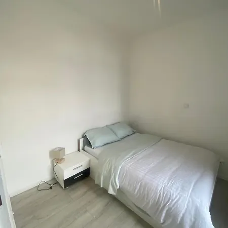 Apartman Laviva 1er Calais