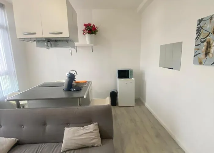 Laviva 1er Appartement *